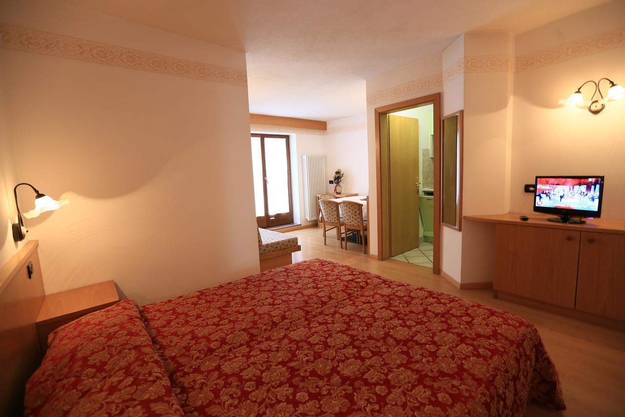 קאנזיי Albergo Arnica מראה חיצוני תמונה