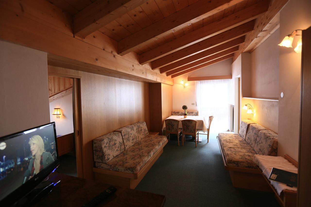 קאנזיי Albergo Arnica מראה חיצוני תמונה