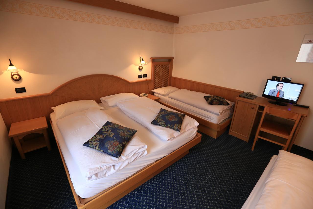 קאנזיי Albergo Arnica מראה חיצוני תמונה