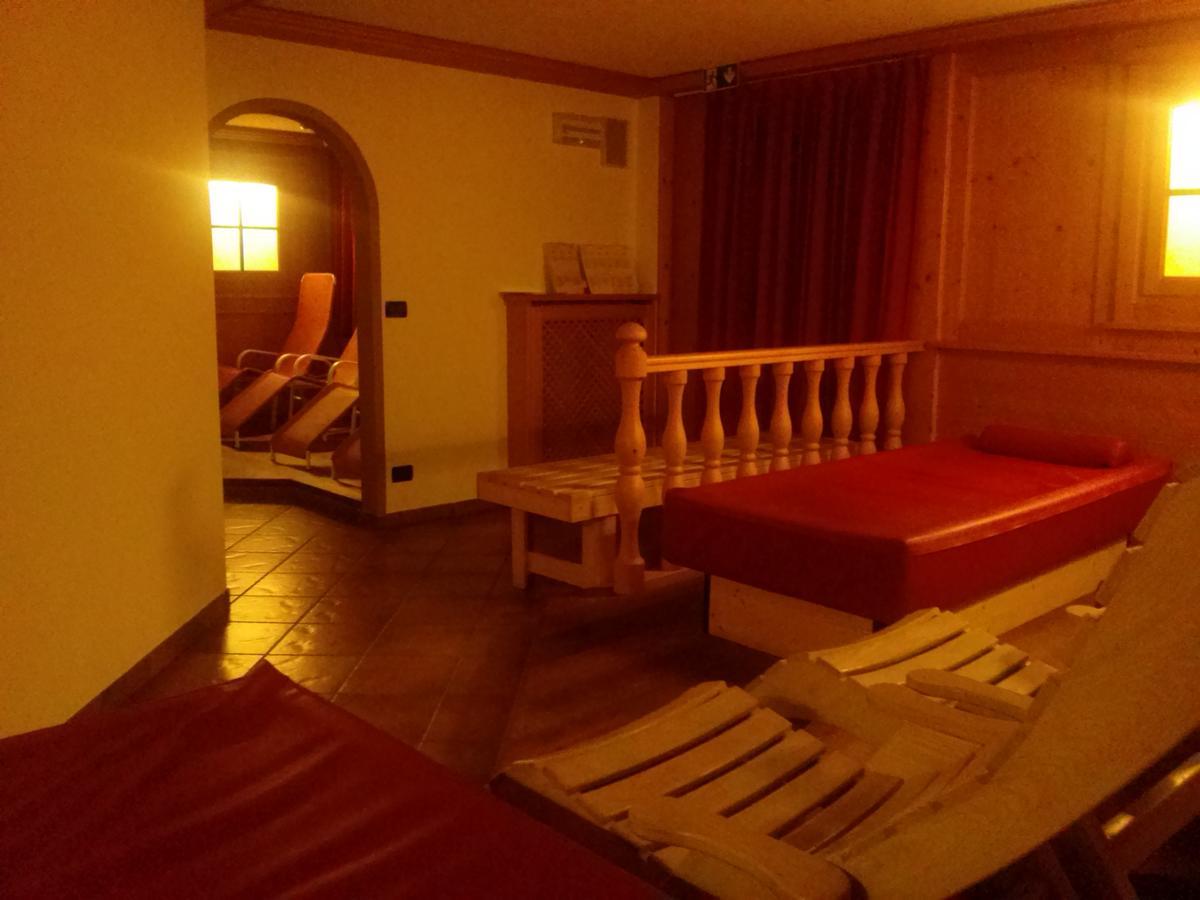 קאנזיי Albergo Arnica מראה חיצוני תמונה